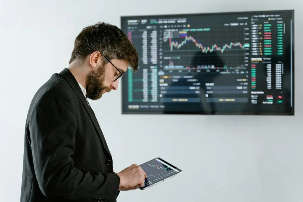 Mercado Digital e Finanças Pessoais